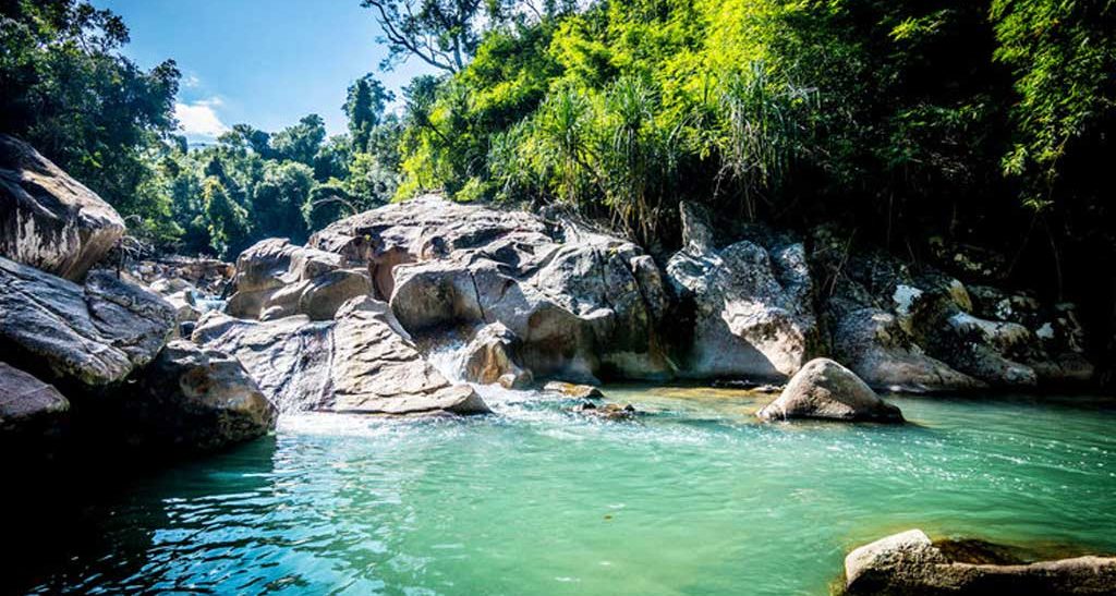 Con suối Ba Hồ tuyệt đẹp thu hút khách du lịch tại Ninh Thuận